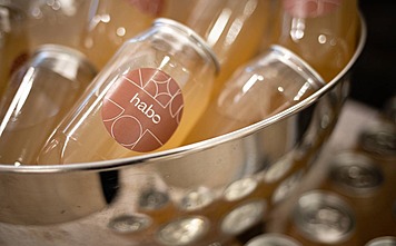 habo кофе и вино