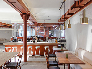 Вход с улицы