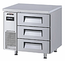 Стол холодильный TURBO AIR KUR9-3D-3-600