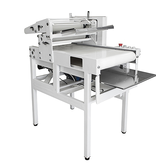 Машина тестораскаточная напольная ПИЩЕВЫЕ ТЕХНОЛОГИИ МРТ-3-01